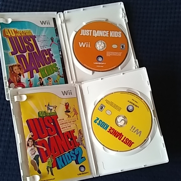 Wii Games Lot JUST DANCE KIDS SET 2 Wii Games - Picture 2 of 4